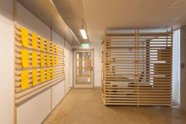 View into the floor with archive. Photo.